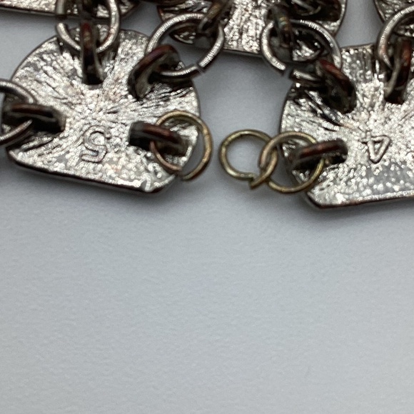 2045. Round Multi-Layered Silver V-Shaped Necklace VGUC
 - Picture 4 of 4